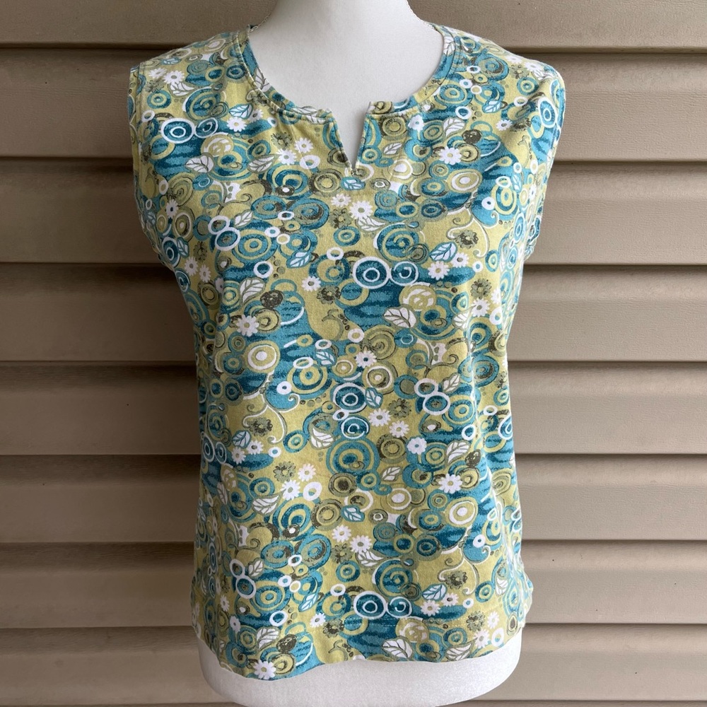 •Woolrich• Sleeveless Knit Outdoors Top - Size Large